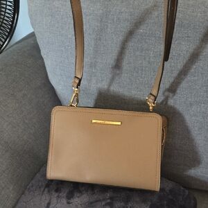 Steve Madden Tan Crossbody Bag with Gold Hardware